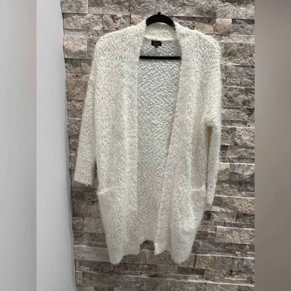 Lira Cozy White Open-Front Sweater size XS - Picture 2 of 5